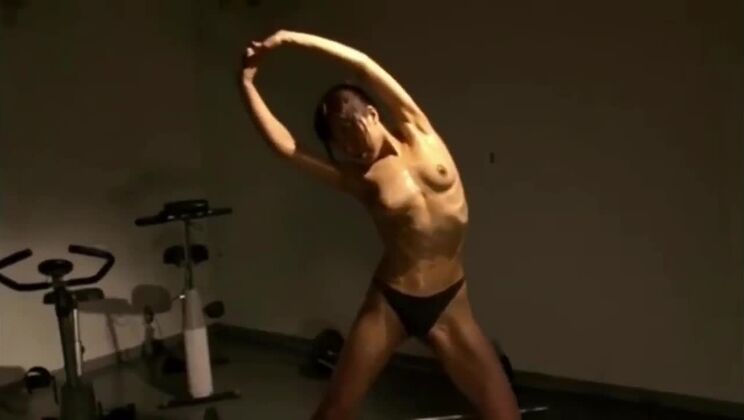 Gorgeous Japanese gal in private amateur sex tape