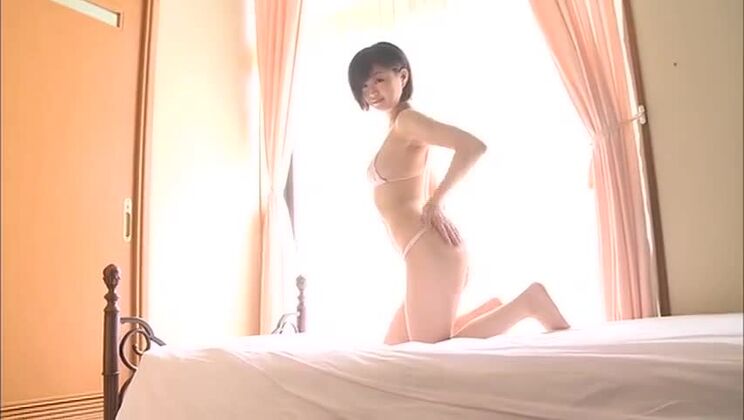 Stunning oriental bitch