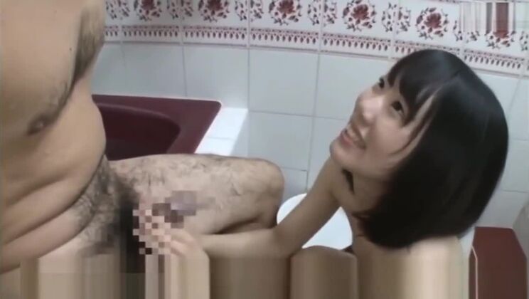 Sexy Japanese hussy in a kinky sex movie