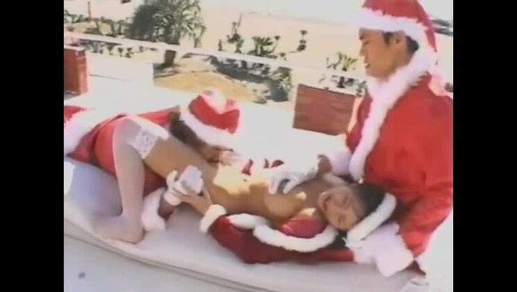 Tsubame Hinano - Sexy Santa's Helper
